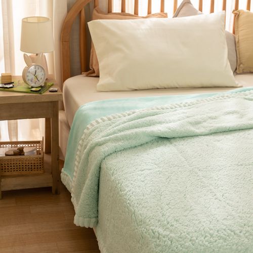 Frazada 1 Plaza Flannel Sherpa con Corderito