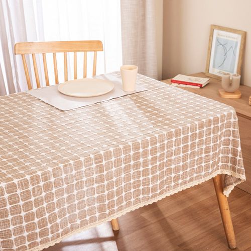 Mantel Chico Rectangular Antimanchas Cuadrille con Puntas
