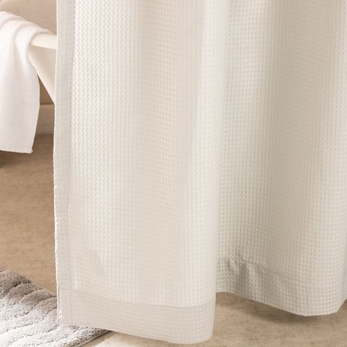 Cortina de Baño de Piqué con Ojalillos Metálicos