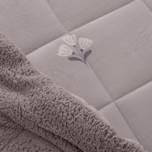 Acolchado King Sensitive Plush Flor