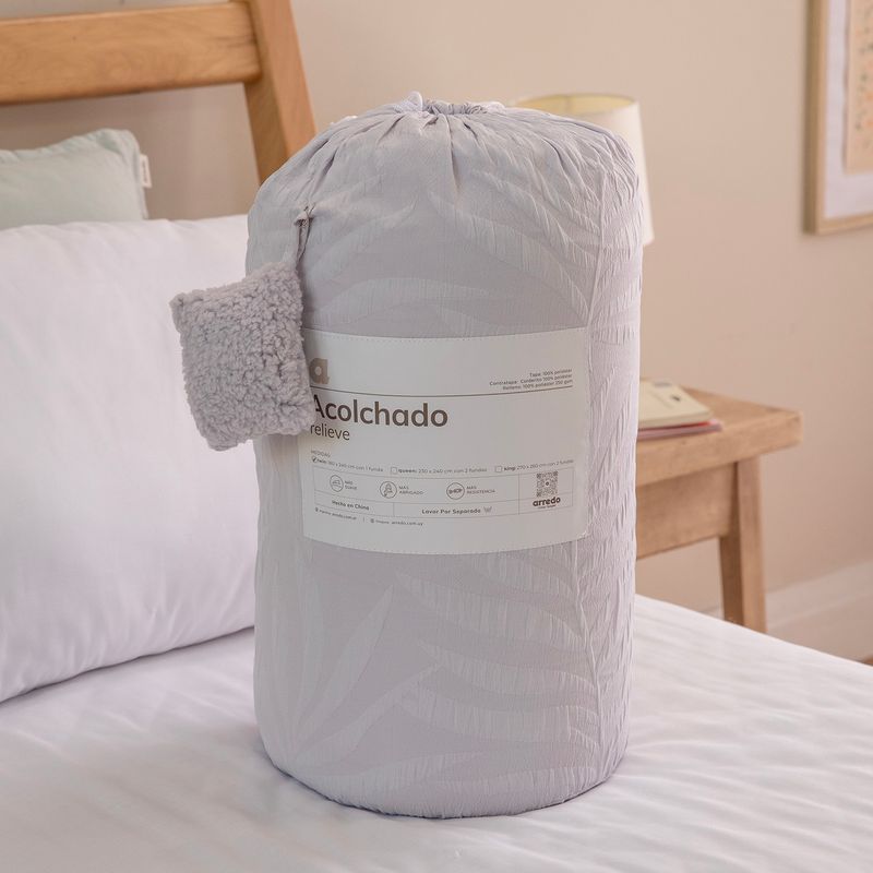 Acolchado-Twin-Hojas-Embossed