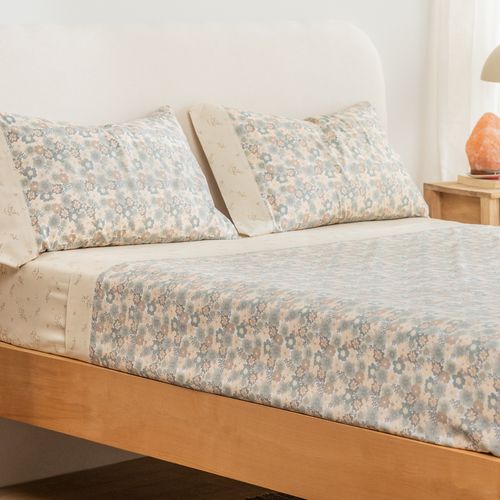 Juego de Sábanas Extra Queen Algodón Blend Flor Superpuesta
