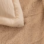 Cubrecama-Twin-Repujado-con-Corderito