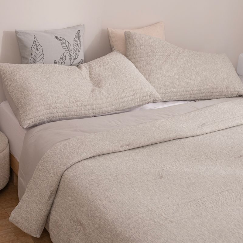 Acolchado-Queen-de-Jersey-Liso-con-Relieve-Rayado