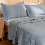 Cubrecama-King-Extra-Suave-Reversible-Ondas