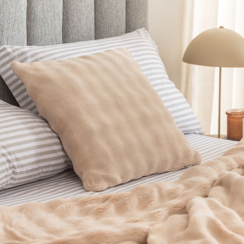 Almohadon-Piel-Suave-con-Ondas-
