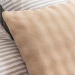 Almohadon-Piel-Suave-con-Ondas-