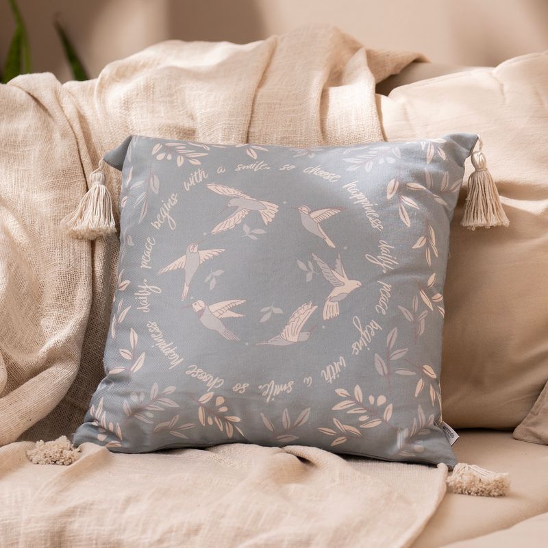 Funda-de-Almohadon-Frase-Pace-Begins-With-Smiles