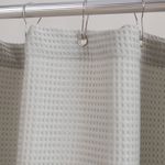 Cortina-de-Baño-de-Pique-con-Ojalillos-Metalicos