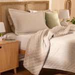 Cubrecama-Queen-con-Corderito-Heatpress
