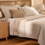 Cubrecama-Queen-con-Corderito-Heatpress