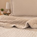 Cubrecama-Queen-con-Corderito-Heatpress