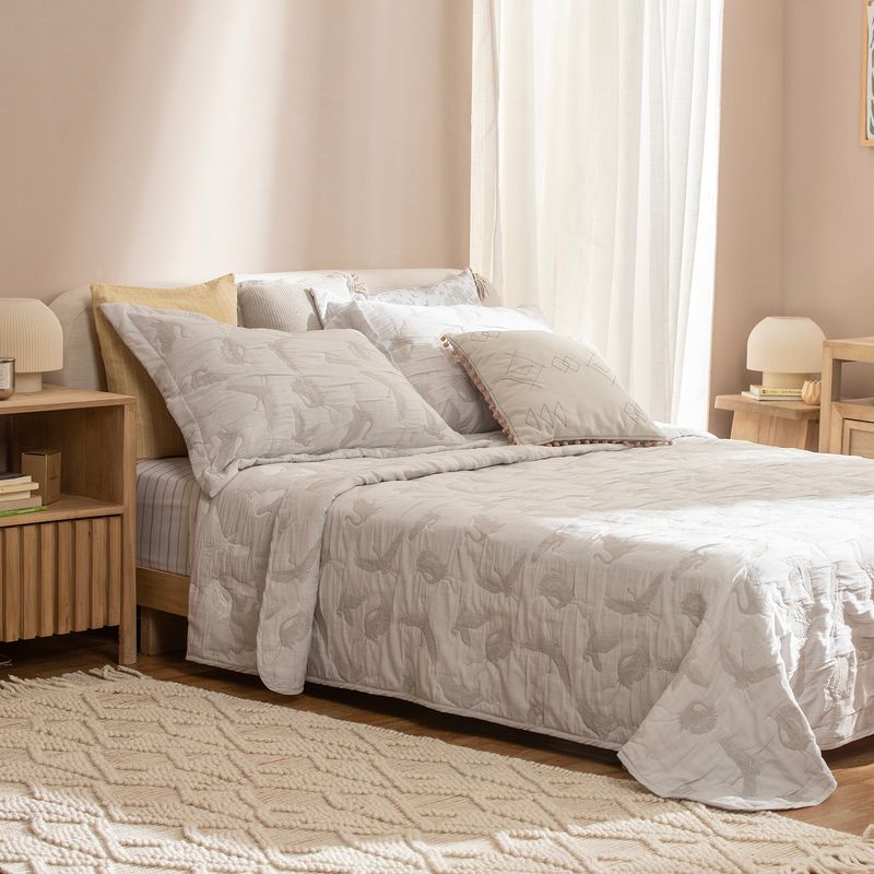 Cubrecama-Queen-Reversible-Jacquard-Grullas