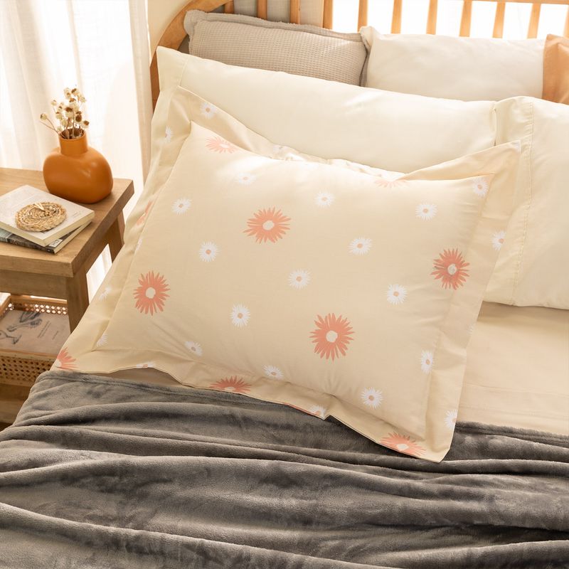 Funda-de-Almohadon-Margarita-Tierra