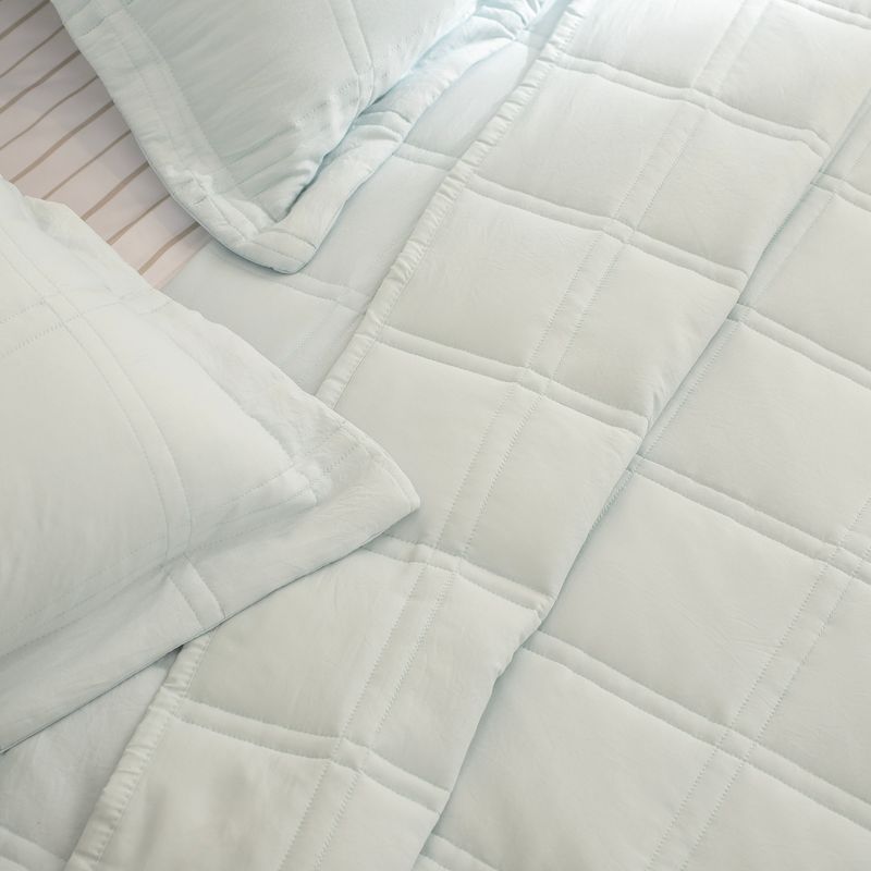 Cubrecama-Queen-Reversible-Costuras-a-Cuadros