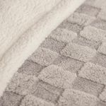 Frazada-King-Flannel-Jacquard-con-Corderito-