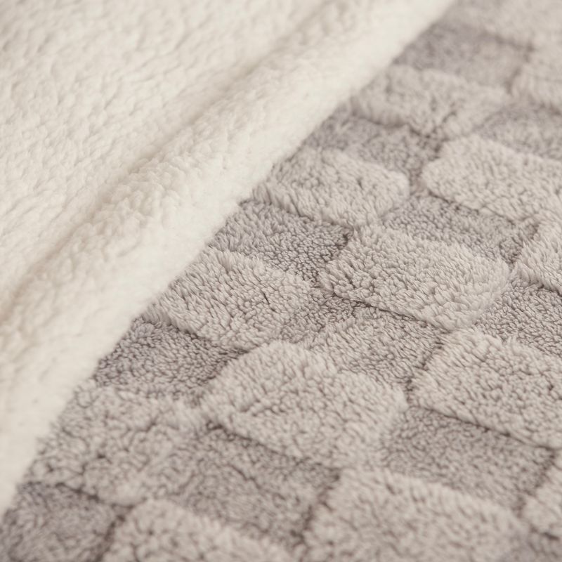 Frazada-King-Flannel-Jacquard-con-Corderito-