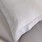 Funda-de-Almohadon-Con-Pestaña-Lunares-Simples