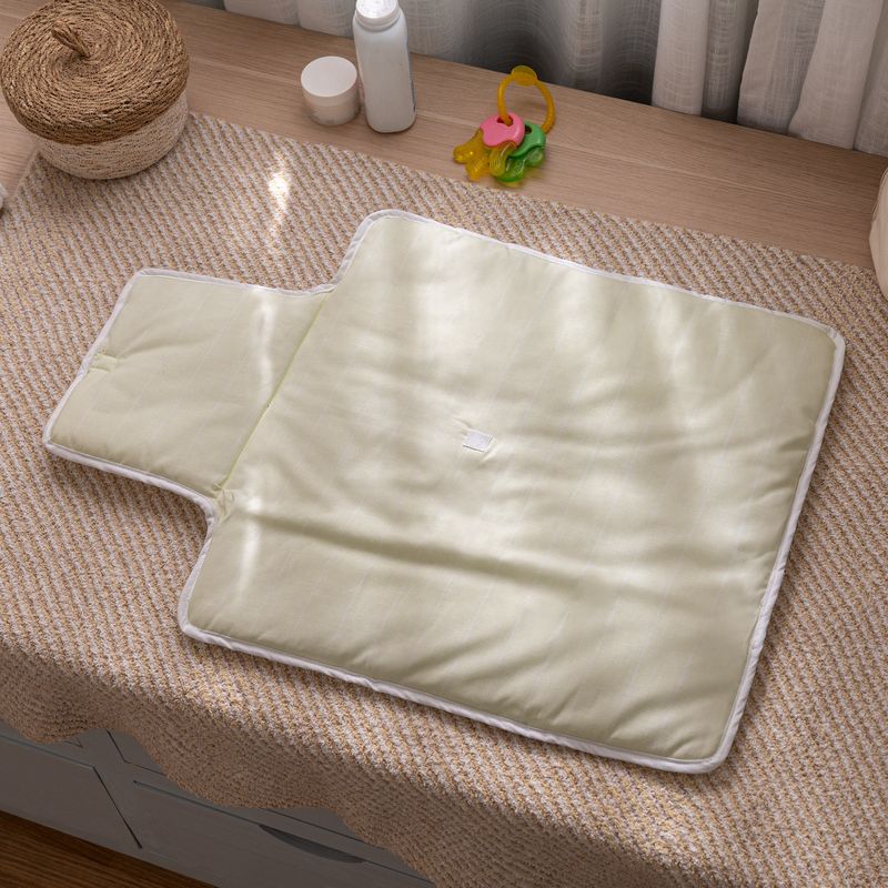 Cambiador-Impermeable-Portatil-de-Bebe-Campo