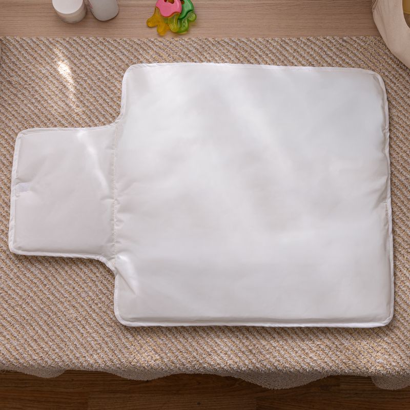 Cambiador-Impermeable-Portatil-de-Bebe-Campo