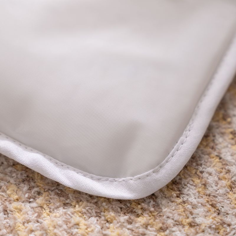 Cambiador-Impermeable-Portatil-de-Bebe-Campo