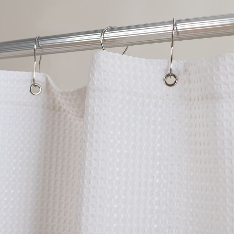Cortina-de-Baño-de-Pique-con-Ojalillos-Metalicos