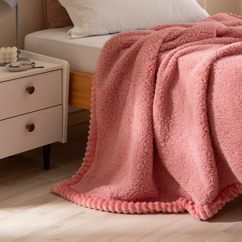 Frazada-1-Plaza-Flannel-Sherpa-con-Corderito