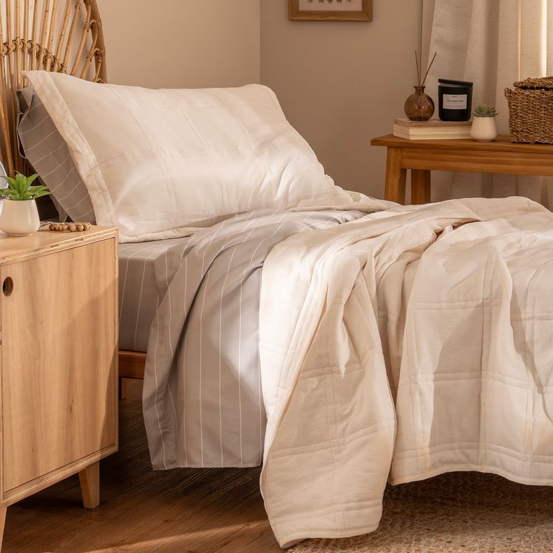 Cubrecama-Twin-Reversible-Costura-a-Cuadros