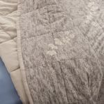Cubrecama-King-Cooling-Efecto-Frio-Hojas