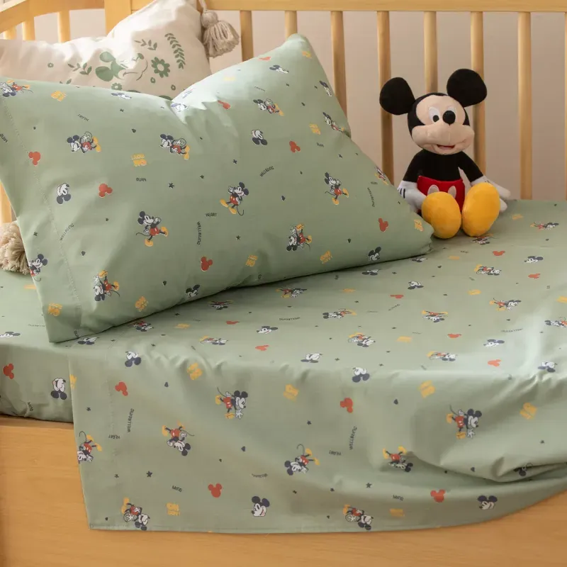Juego-de-Sabanas-Cuna-Funcional-Disney-Pooh-en-las-Nubes