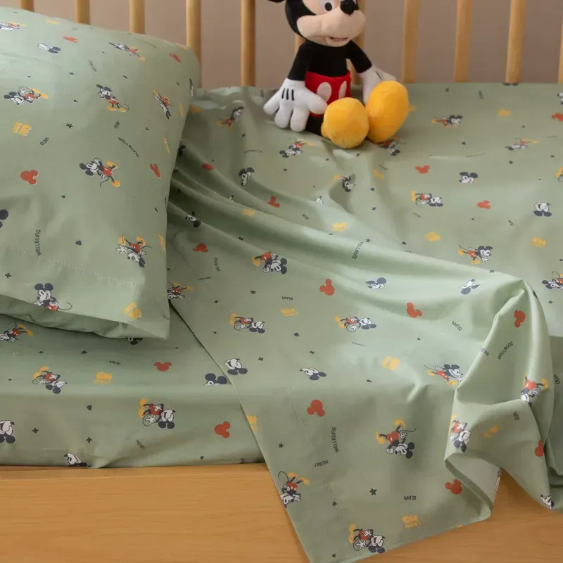 Juego-de-Sabanas-Cuna-Funcional-Disney-Pooh-en-las-Nubes