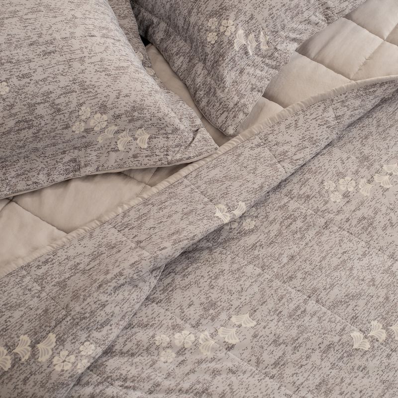 Cubrecama-Queen-Cooling-Efecto-Frio-Hojas