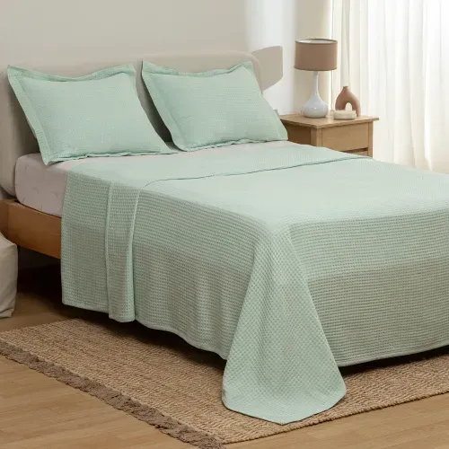 Cubrecama Queen Nido de Abeja