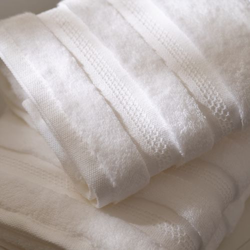 Juego de Toalla y Toallón Paz Air