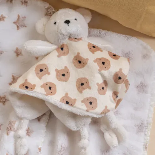 Set de Regalo Infantil Osito con Manta, Muñeco y Sonajero