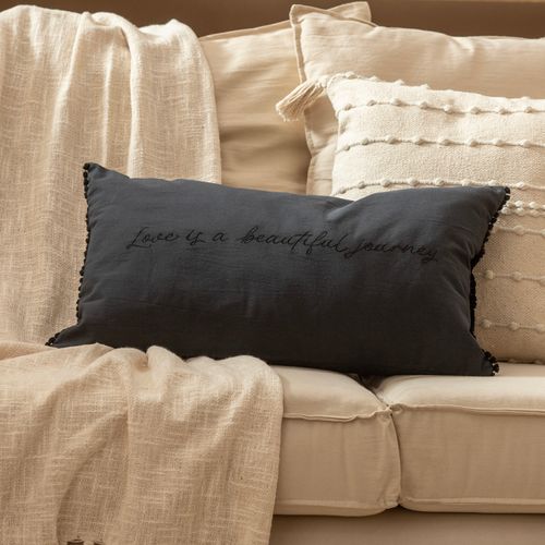 Almohadón Decorativo Love is a Beautiful Journey