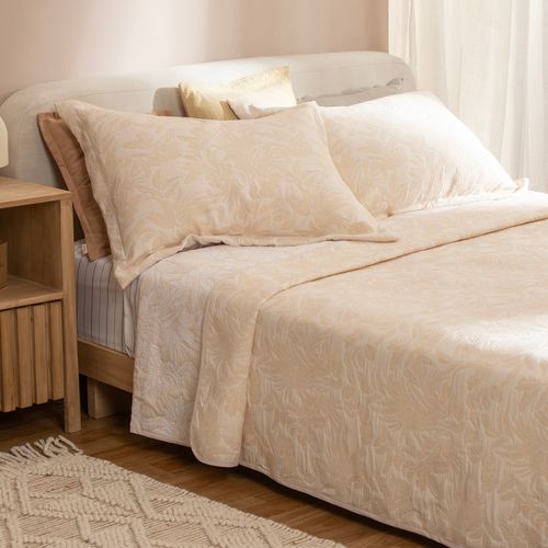 Cubrecama Queen Jacquard Selva