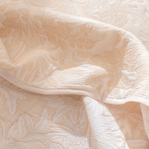 Cubrecama Queen Jacquard Selva